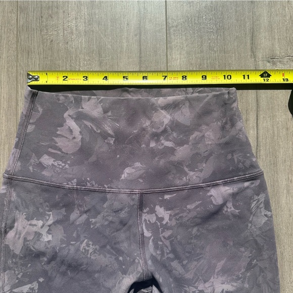 Lululemon Align - double lined - 21 inch inseam - size 4 - Picture 3 of 5